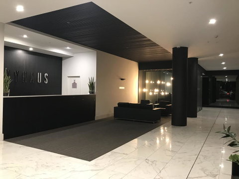 New Luxurious Skyview 2Bedroom Apartment Liverpool - Food Delivery Shop 0