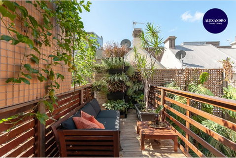 Newly Renovated Dream Mansion - In The Heart Of The City - Food Delivery Shop 0