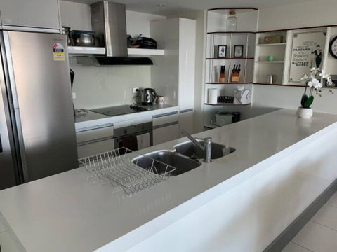 Nia's Place - Food Delivery Shop 2