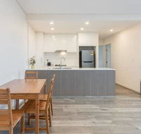 Nice and Clean Apartment with Free Wifi and Netflix - Food Delivery Shop