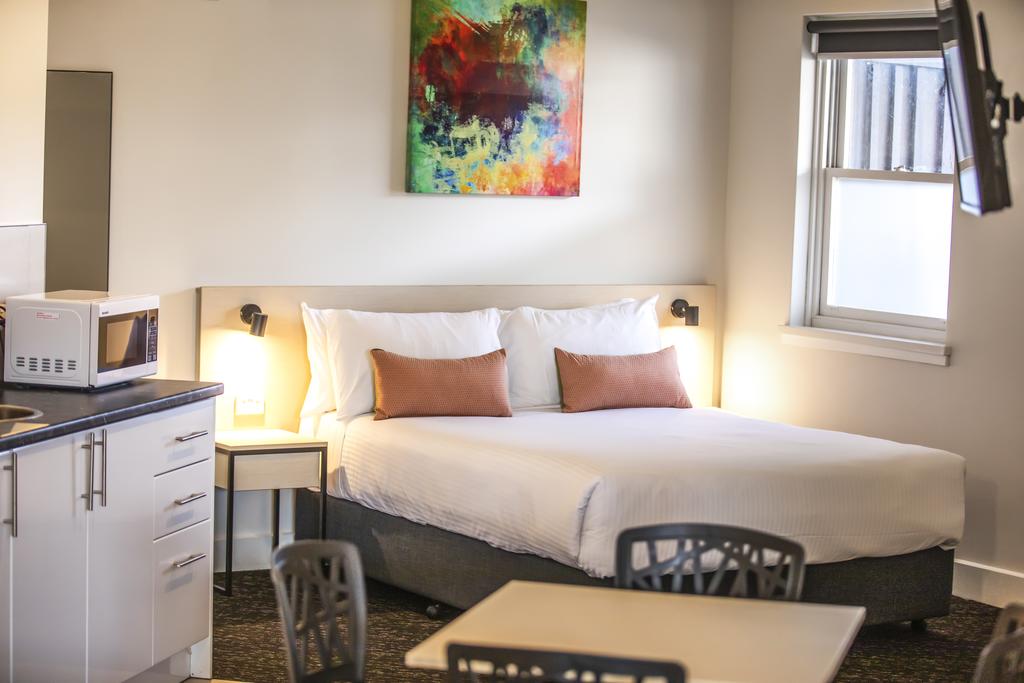 Sunshine VIC Food Delivery Shop