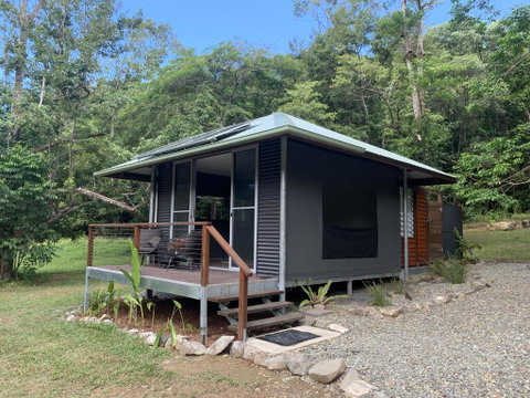 Noah Creek Eco Huts - Food Delivery Shop 1