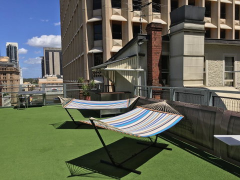 Nomads Brisbane Hostel - Food Delivery Shop 1