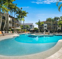 Noosa Beach Apartment on HASTING ST French quarter resort.Noosa Heads - Food Delivery Shop