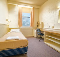 North Adelaide Lodge - Food Delivery Shop