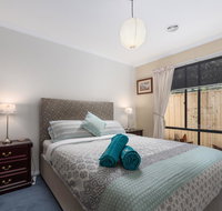 North Essendon B  B Melbourne Airport - Food Delivery Shop