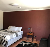 Northampton Motor Hotel - Pet Food Australia