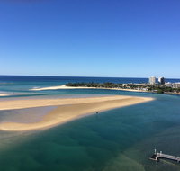 Northcliffe Apartments - Food Delivery Shop
