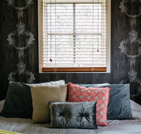 Northfield Boutique Apartments - Food Delivery Shop