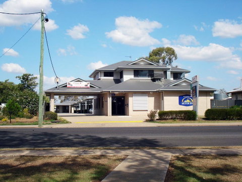 Oakey Motor Inn - Food Delivery Shop 0