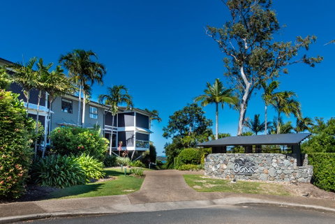 Oasis 26 - Hamilton Island - Food Delivery Shop 3