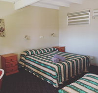 Oasis Motel - Food Delivery Shop