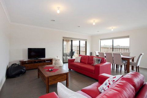 Ocean View Crescent 59 - Food Delivery Shop 3