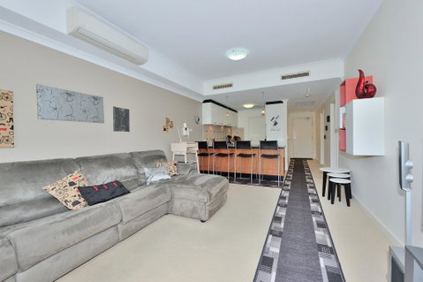OceanView Apartment - Food Delivery Shop 1