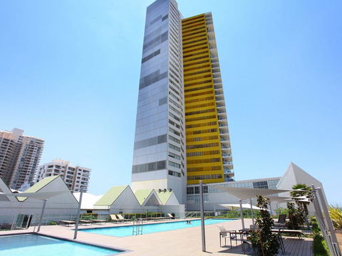 Oceanview Old Burleigh Road Broadbeach - Food Delivery Shop 2