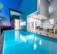 Oleander Holiday Home - Airlie Beach - Food Delivery Shop