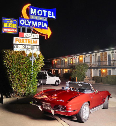 Olympia Motel - Food Delivery Shop 3