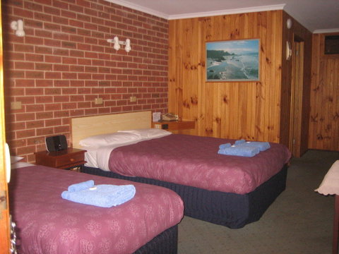 Orbost Country Road Motor Inn - Food Delivery Shop 1