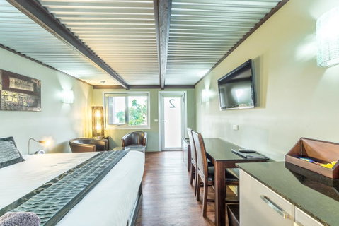 Orbost Motel - Food Delivery Shop 3