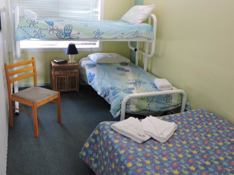 Pacific Motor Inn - Food Delivery Shop 1