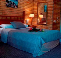 Pacific Paradise Airport Motel - Food Delivery Shop