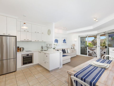 Palmie At Iluka Resort Apartments - Food Delivery Shop 0