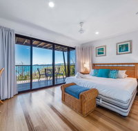 Panorama 12 - Hamilton Island - Food Delivery Shop