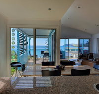 Paradise House Boat Harbour Beach - Food Delivery Shop