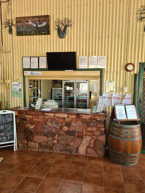 Parry Creek Farm Tourist Resort And Caravan Park - Food Delivery Shop 3