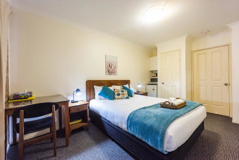 Pegasus Motel - Food Delivery Shop 0