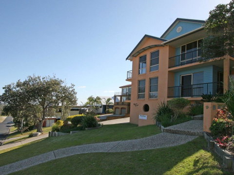 Phoenix Terrace -townhouse Yamba - Food Delivery Shop 2