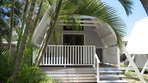 Picnic Bay Chalet Unit 2 - Food Delivery Shop 0