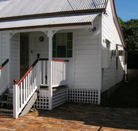 Pine Cottage - Food Delivery Shop
