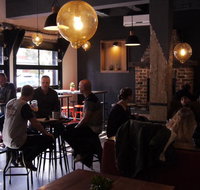 Pint On Punt Backpackers - Food Delivery Shop