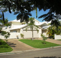 Poinciana Terraces - Food Delivery Shop