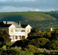 Port Elliot Beach House YHA - Pet Food Australia