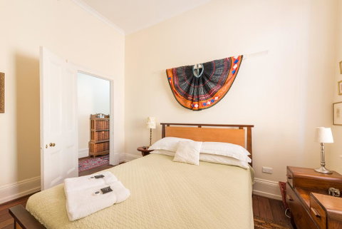 Post Office Apartment - Food Delivery Shop 2