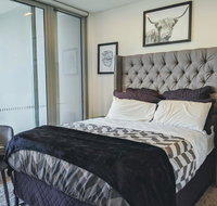 Presidential 3-bed 2-bath balcony with pool included - Food Delivery Shop