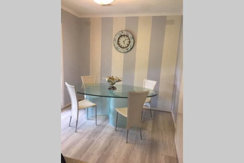 Pretty Home In Quiet Cul De Sac Near Knox City - Food Delivery Shop 2