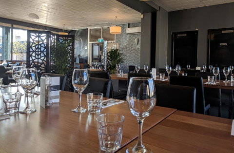 Prince Of Wales Hotel - Food Delivery Shop 2
