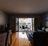 Promenade Executive Apartments - Food Delivery Shop