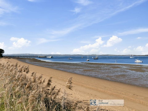 Pukeko Beach House, Rhyll - Food Delivery Shop 1