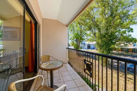 Quality Inn Grafton - Food Delivery Shop 3