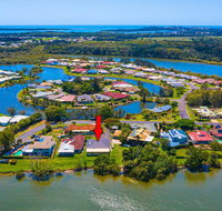 Ralph's Cottage Orion Drive Yamba - Pet Friendly Photos available shortly Free Wi-Fi - Food Delivery Shop