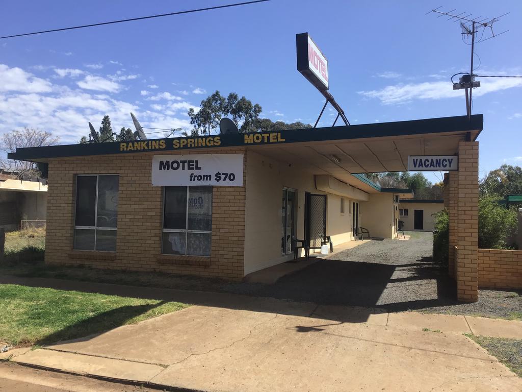 Naradhan ACT Food Delivery Shop