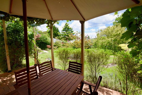 Raspberry Terrace Of Leura - Food Delivery Shop 1