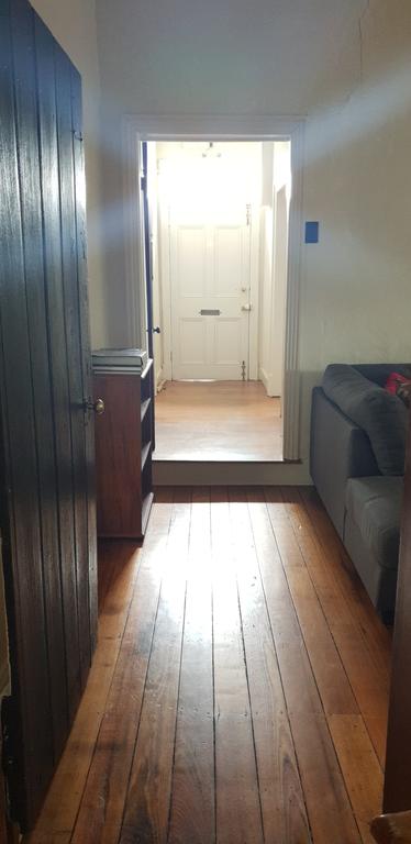 Red Brier Cottage Accommodation - Food Delivery Shop 3