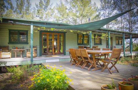 Red Tractor Retreat - Food Delivery Shop 1