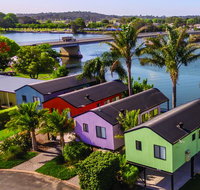 Riverbreeze Holiday Park - Food Delivery Shop