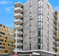 Riverside apartment Next to Sydney Olympic Park - Food Delivery Shop